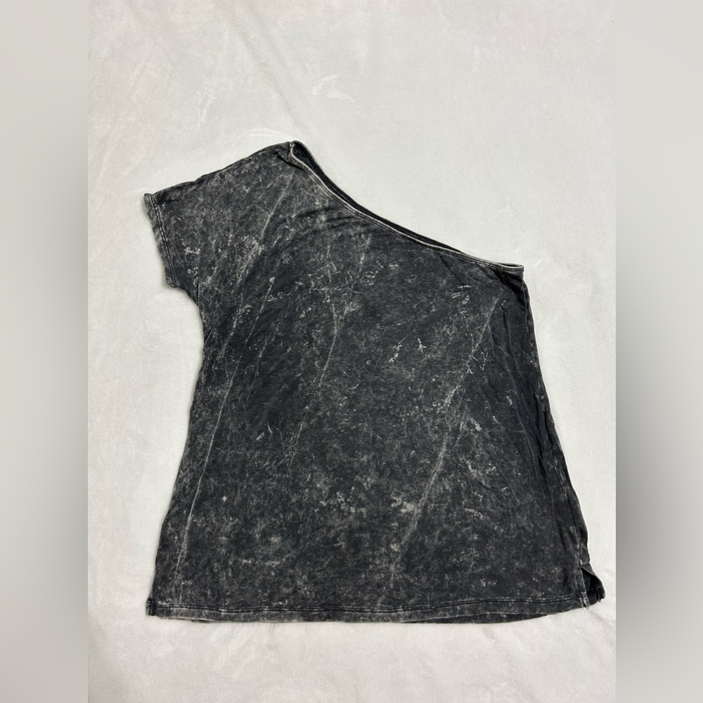 One sleeve American eagle